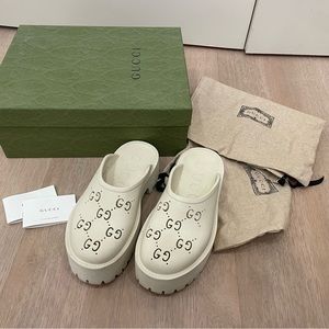 Gucci rubbed platform sandals